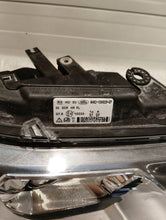 Laden Sie das Bild in den Galerie-Viewer, Frontscheinwerfer Land Rover Freelander 2 6H52-13W029-EF Xenon Rechts Headlight SCH6426660451cd