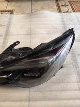 Laden Sie das Bild in den Galerie-Viewer, Frontscheinwerfer Opel Astra K 39195688 LED Links Scheinwerfer Headlight