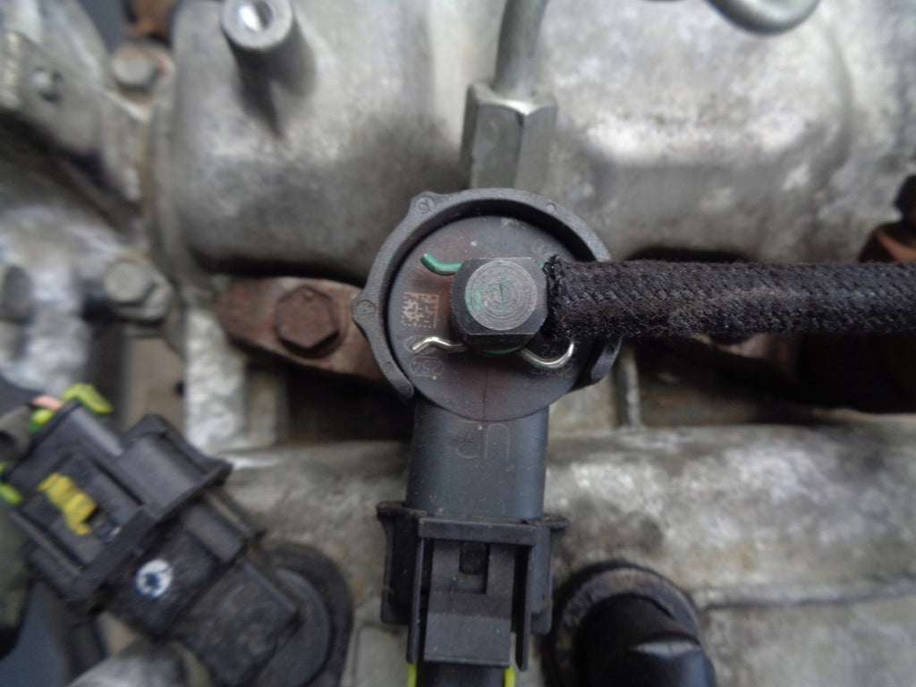 Motor Hyundai Terracan Hp J3 1.6 CRDI 127TKm Diesel Engine Unkomplett