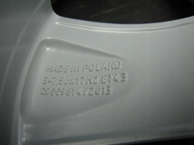 1x Alufelge 17 Zoll 7.5" 5x112 46ET Glanz Silber 8V0601025P Audi A3 Rim Wheel FEL2525095265fk