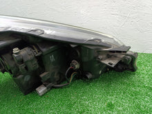 Load image into Gallery viewer, Frontscheinwerfer Toyota Yaris Links Scheinwerfer Headlight