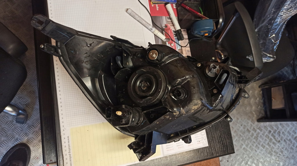 Frontscheinwerfer Mitsubishi Space Star W0563 Links Scheinwerfer Headlight