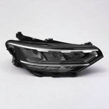 Laden Sie das Bild in den Galerie-Viewer, Frontscheinwerfer VW Passat 90172735 3G1941036P LED Rechts Headlight