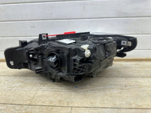 Laden Sie das Bild in den Galerie-Viewer, Frontscheinwerfer BMW 3 F30 F31 7492610 Rechts Scheinwerfer Headlight SCH5298542708se