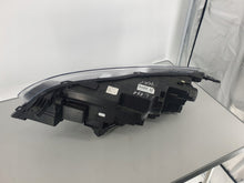 Laden Sie das Bild in den Galerie-Viewer, Frontscheinwerfer Ford Kuga III LV4B-13E016-AN L90188364 LED Rechts Headlight SCH6828690939wv