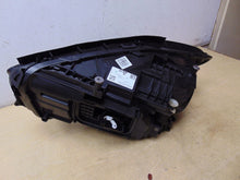 Laden Sie das Bild in den Galerie-Viewer, Frontscheinwerfer Mercedes-Benz W247 A2479062603 Full LED Rechts Headlight