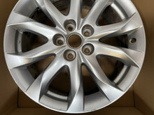 Laden Sie das Bild in den Galerie-Viewer, 1x Alufelge 18 Zoll 7.0&quot; 5x114.3 50ET Glanz 9965227080 Mazda Cx5 Cx3 Rim Wheel
