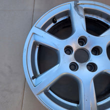 Load image into Gallery viewer, 1x Alufelge 15 Zoll 5.5" 5x100 38ET Glanz Schwarz 6C0601025C VW Polo Rim Wheel FEL3399040192is