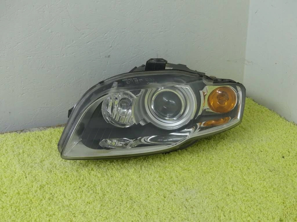 Frontscheinwerfer Audi A4 B7 8E0941003AM Xenon Ein Stück (Rechts oder Links)