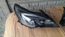 Laden Sie das Bild in den Galerie-Viewer, Frontscheinwerfer Opel Astra 39195688 Links Scheinwerfer Headlight SCH6038887555yv