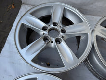 Laden Sie das Bild in den Galerie-Viewer, 4x Alufelge 16 Zoll 7.0" 5x120 44ET Silber 6775619 BMW E88 E81 E82 E87 Rim Wheel FEL6568428042jq