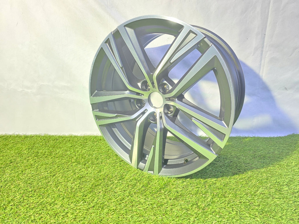 1x Alufelge 18 Zoll 8.5" 5x112 36ET 6896768 BMW I4 G26 Rim Wheel FEL2371203918gt