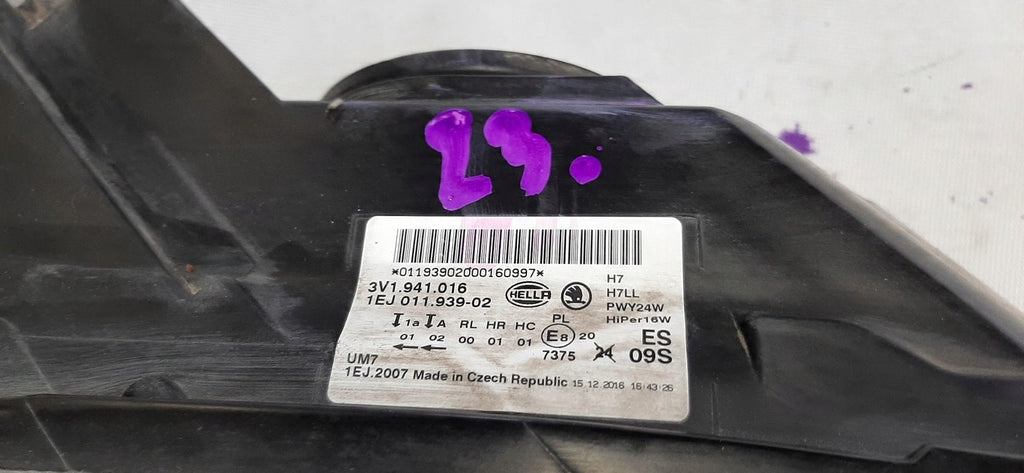 Frontscheinwerfer Skoda Superb III 3V1941016D LED Rechts Scheinwerfer Headlight