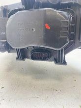 Load image into Gallery viewer, Frontscheinwerfer Ford Mondeo 1136477R Rechts Scheinwerfer Headlight SCH8584786835zu