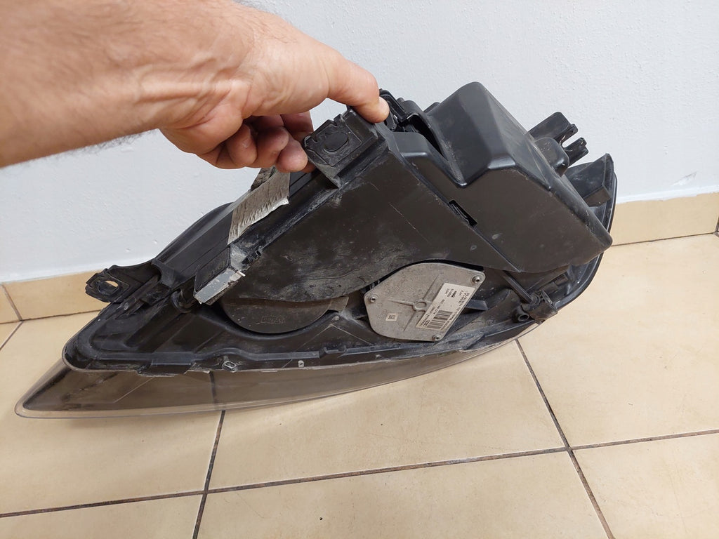 Frontscheinwerfer Audi Q7 Xenon Ein Stück (Rechts oder Links) Headlight