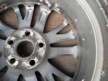 Laden Sie das Bild in den Galerie-Viewer, 1x Alufelge 17 Zoll 7.0&quot; 5x114.3 45ET HL3104-11GY02 Toyota Avensis Rim Wheel