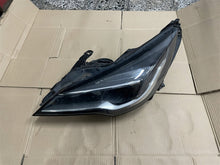 Laden Sie das Bild in den Galerie-Viewer, Frontscheinwerfer Opel Astra K 39158005 Links Scheinwerfer Headlight SCH1186405021fe