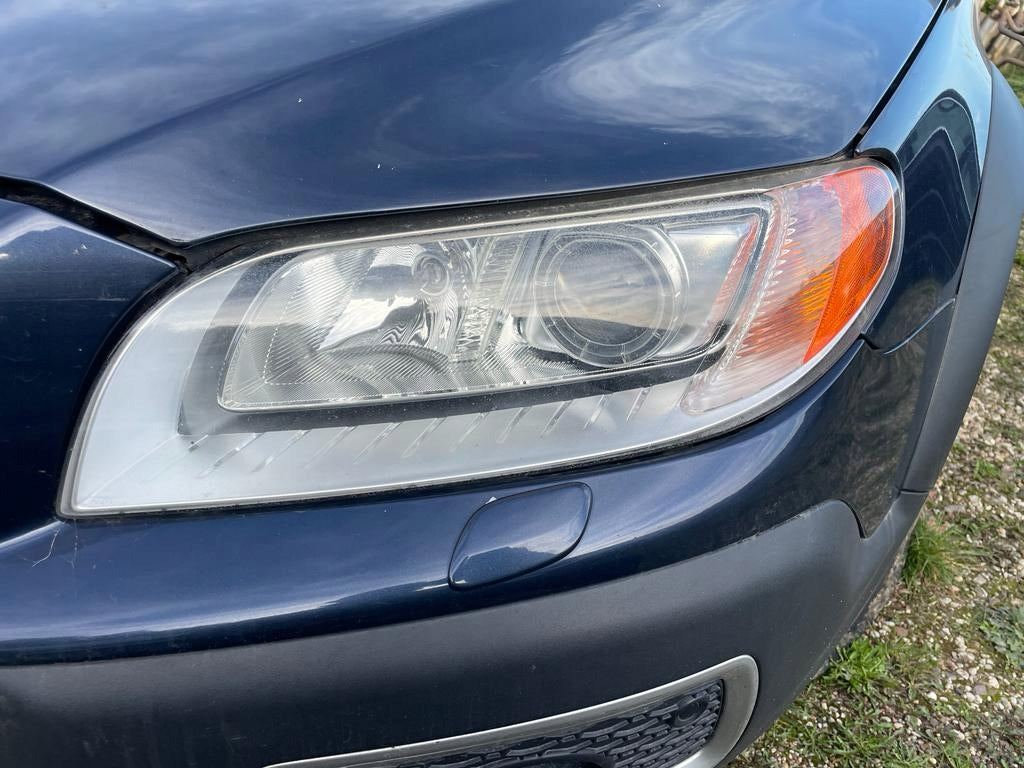 Frontscheinwerfer Volvo Xc70 Ein Stück (Rechts oder Links) Headlight