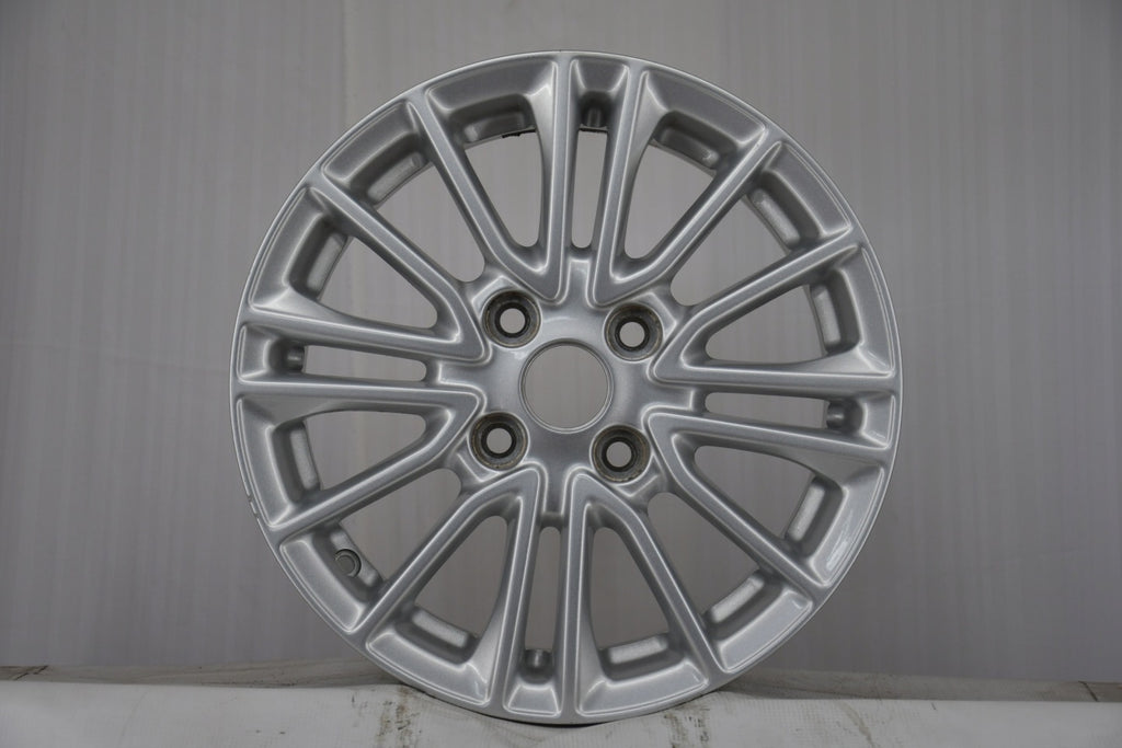 1x Alufelge 15 Zoll 6.0" 4x108 47 5ET Glanz Silber J7BC-1007-BA Ford Fiesta FEL1063314309bb