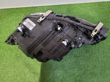 Laden Sie das Bild in den Galerie-Viewer, Frontscheinwerfer BMW 5 G31 G30 7214952-03 Rechts Scheinwerfer Headlight