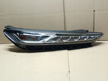 Load image into Gallery viewer, Frontscheinwerfer Hyundai Kona LED Rechts Scheinwerfer Headlight SCH6154451040ax