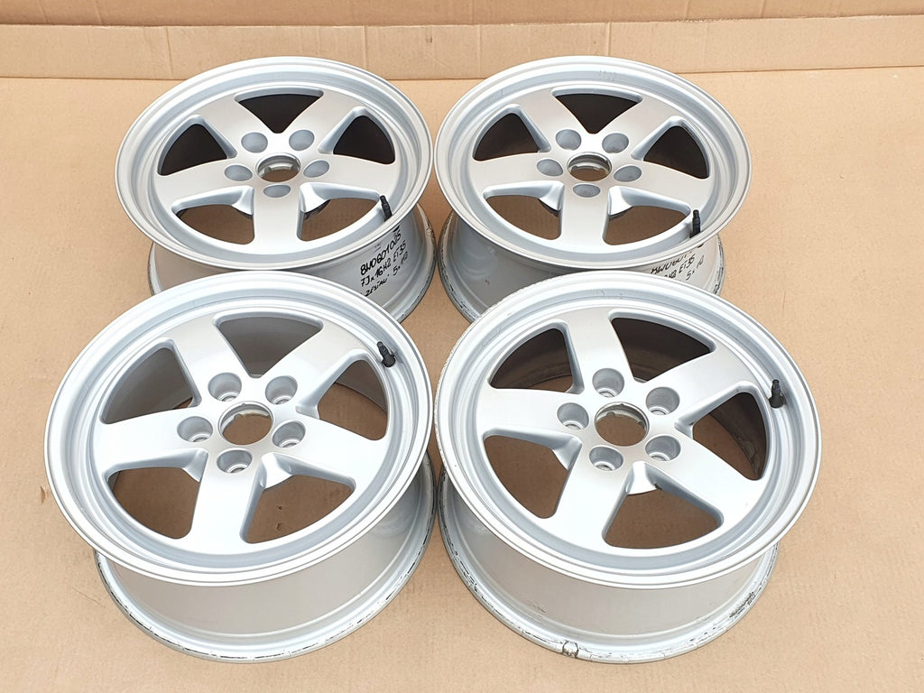 4x Alufelge 16 Zoll 7.0" 5x112 35ET Glanz Silber 8W0601025 Audi A4 B9 Rim Wheel