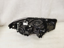 Laden Sie das Bild in den Galerie-Viewer, Frontscheinwerfer BMW G30 8499121 8499122 Full LED Ein Satz Headlight SCH6000029592sv