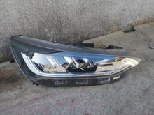 Laden Sie das Bild in den Galerie-Viewer, Frontscheinwerfer Ford Focus NX7B-13E014-CF Rechts Scheinwerfer Headlight SCH1569380392ko