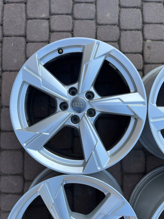 4x Alufelge 18 Zoll 8.0" 5x112 39ET 4K0601025D Audi Rim Wheel FEL6641112163xa