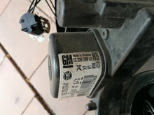 Laden Sie das Bild in den Galerie-Viewer, Frontscheinwerfer Opel Astra 13239288LH Links Scheinwerfer Headlight SCH9342617027di