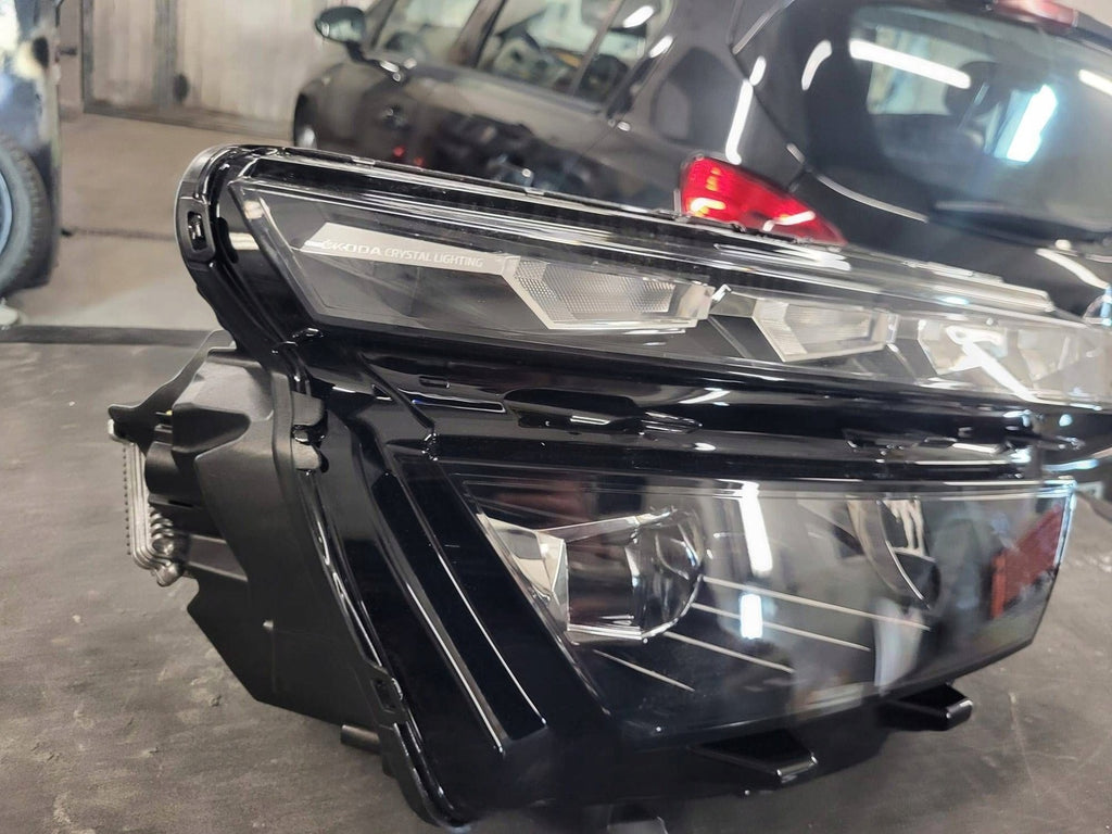 Frontscheinwerfer Skoda Kamiq 658941016 Rechts Scheinwerfer Headlight SCH6512469524zw