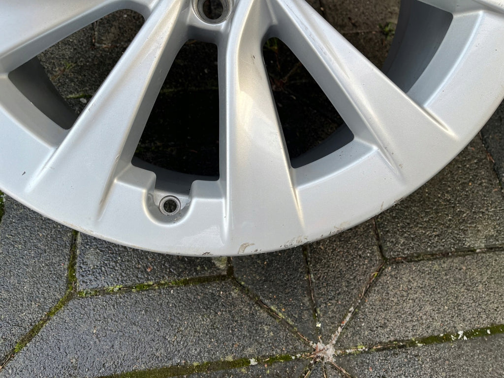 1x Alufelge 19 Zoll 8.5" 5x114.3 40ET Glanz Silber 1044264-00-A Tesla Model 3 FEL2533766092il