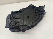 Laden Sie das Bild in den Galerie-Viewer, Frontscheinwerfer Porsche Macan 95B941031BM Links Scheinwerfer Headlight SCH7028536755xy