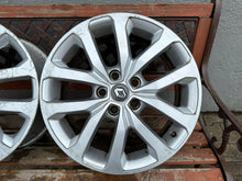 Laden Sie das Bild in den Galerie-Viewer, 1x Alufelge 17 Zoll 7.0&quot; 5x114.3 40ET 403004770R Renault Koleos Clio Rim Wheel