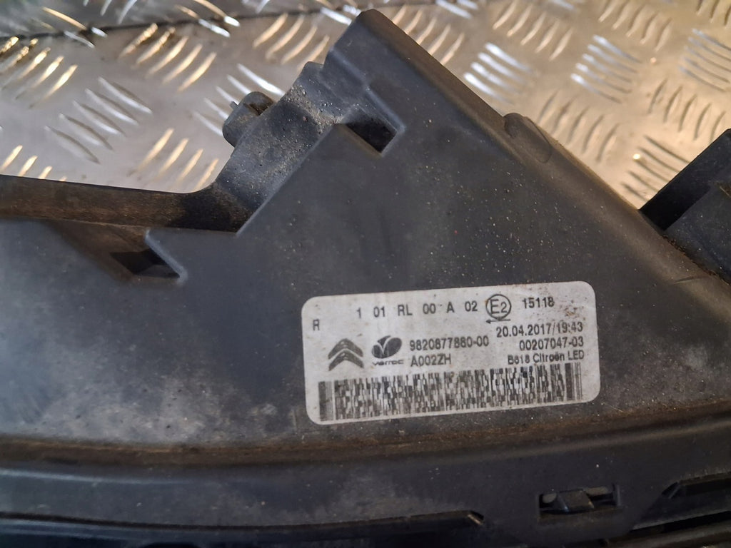 Frontscheinwerfer Citroën C3 III LED Rechts Scheinwerfer Headlight SCH8180101434xo