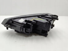 Laden Sie das Bild in den Galerie-Viewer, Frontscheinwerfer VW Touran 5TB941082D FALSE Scheinwerfer Headlight SCH9868169287fd