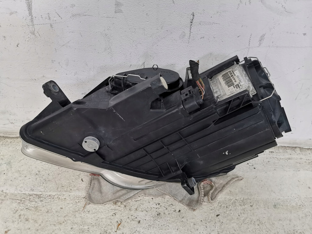 Frontscheinwerfer VW Passat 3C0941752G 3C0941751 Xenon Rechts oder Links SCH3309401005pq