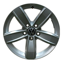 Laden Sie das Bild in den Galerie-Viewer, 1x Alufelge 16 Zoll 6.5&quot; 5x112 33ET Glanz Silber 7N0071496C Vw Rim Wheel