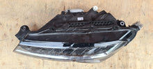 Laden Sie das Bild in den Galerie-Viewer, Frontscheinwerfer Skoda Superb III Links Scheinwerfer Headlight