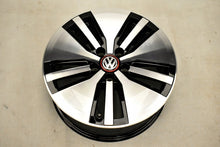 Load image into Gallery viewer, 4x Alufelge 17 Zoll 7.0" 5x112 40ET Glanz Silber 3G0601025AM VW Passat Rim Wheel FEL8862371846sl