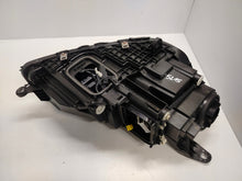 Laden Sie das Bild in den Galerie-Viewer, Frontscheinwerfer Mercedes-Benz Gle A1679068607 A1679066504 Ein Satz Headlight