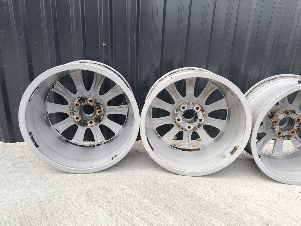 4x Alufelge 17 Zoll 8.0" 5x112 39ET Glanz Silber 4G0601025AG Audi A5 A4 FEL4584923128vp