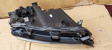 Load image into Gallery viewer, Frontscheinwerfer Seat Tarraco 5FJ941007 LED Links Scheinwerfer Headlight