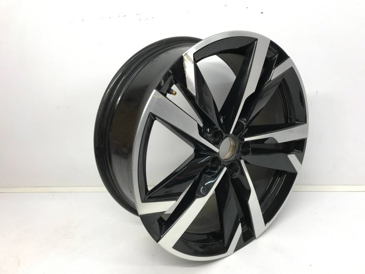 1x Alufelge 18 Zoll 5x100 657601025AM Skoda Scala Rim Wheel FEL4718132037cs