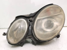 Laden Sie das Bild in den Galerie-Viewer, Frontscheinwerfer Mercedes-Benz W211 5DV008290 Links Scheinwerfer Headlight SCH2444642107dc