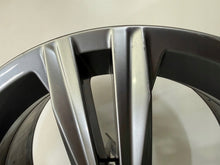 Laden Sie das Bild in den Galerie-Viewer, 1x Alufelge 16 Zoll 6.5" 5x100 47ET Glanz Grau 2G0601025AA VW Rim Wheel FEL3308838121jm