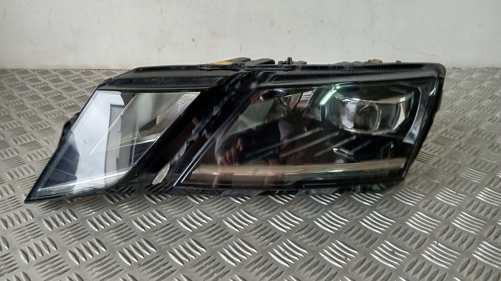 Frontscheinwerfer Skoda Octavia III 5E1941015D LED Links Scheinwerfer Headlight SCH6082553078di