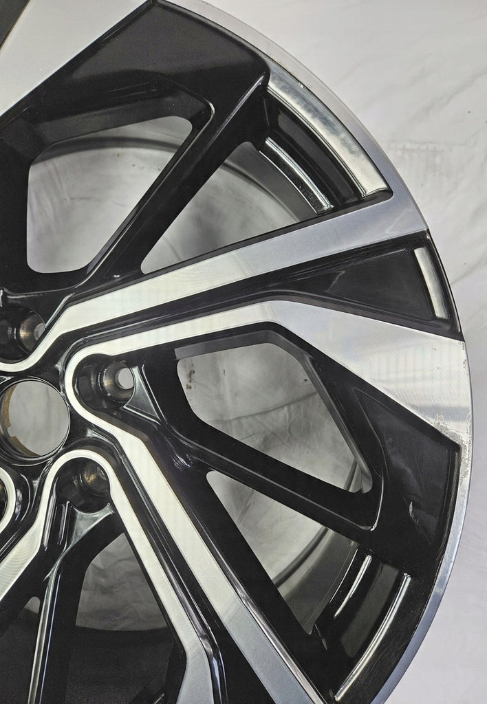 1x Alufelge 20 Zoll 8.0" 5x114.3 40ET MA186UA6A Nissan X-Trail Qashqai III J12