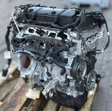 Laden Sie das Bild in den Galerie-Viewer, Motor Peugeot 3008 10FKBJ 1.6 THP 30TKm Hybrid Engine Komplett