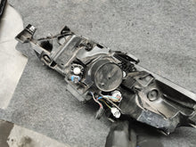 Load image into Gallery viewer, Frontscheinwerfer Mitsubishi Eclipse Cross I 8301D072 LED Rechts Headlight SCH1241525032st